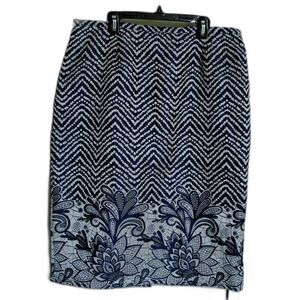 Yal New York Women Lined Skirt Size 12 Dark Blue & White Print